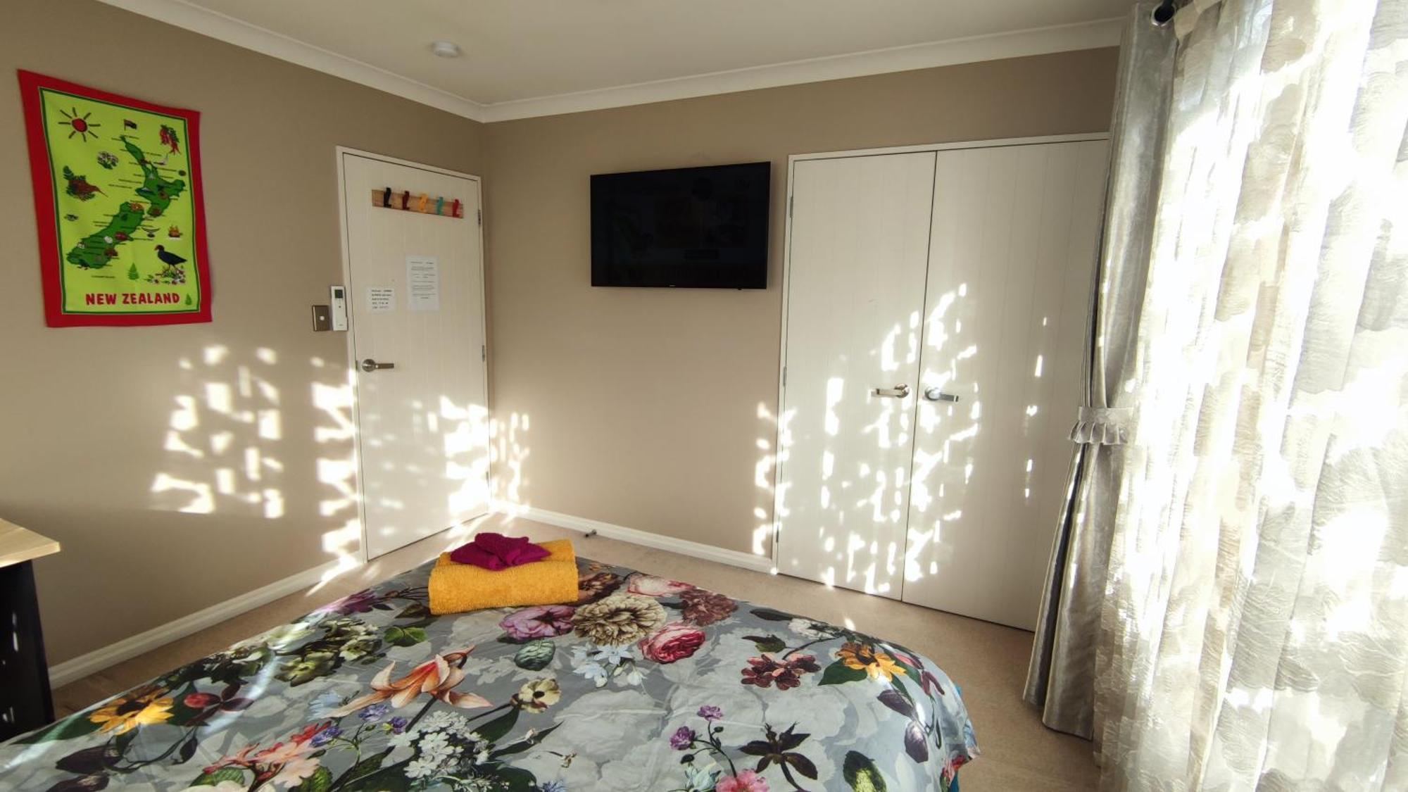 Monique'S Rose Room Prvt Bthrm Ac Tv Auckland Oda fotoğraf